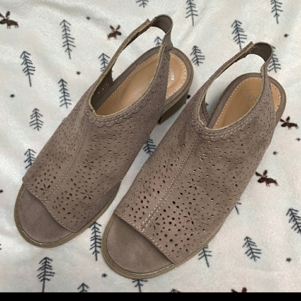 Girls Sandals